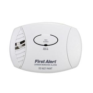 BRK CO605B Electrochemical Single-Station CO Alarm With Battery Backup 9-Volt Battery 120-Volt AC First Alert